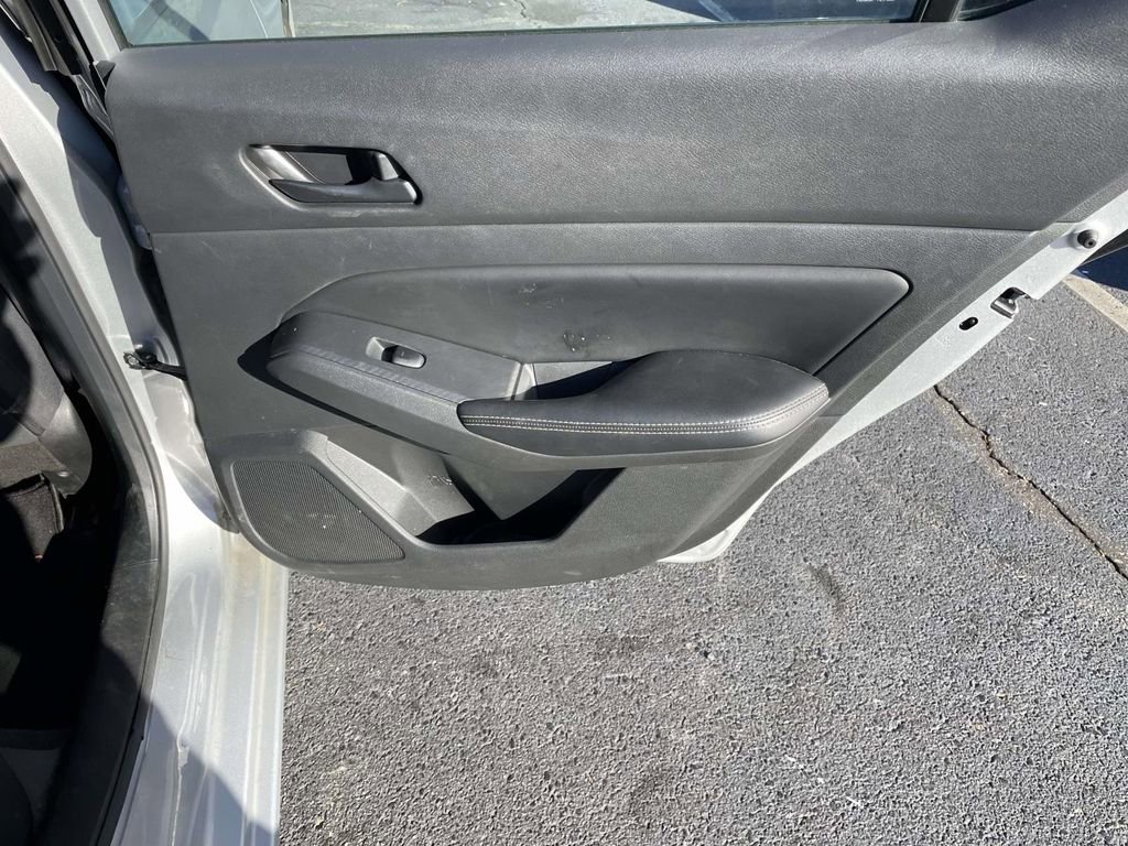 Used 2024 Nissan Altima 2.5 SV image 44