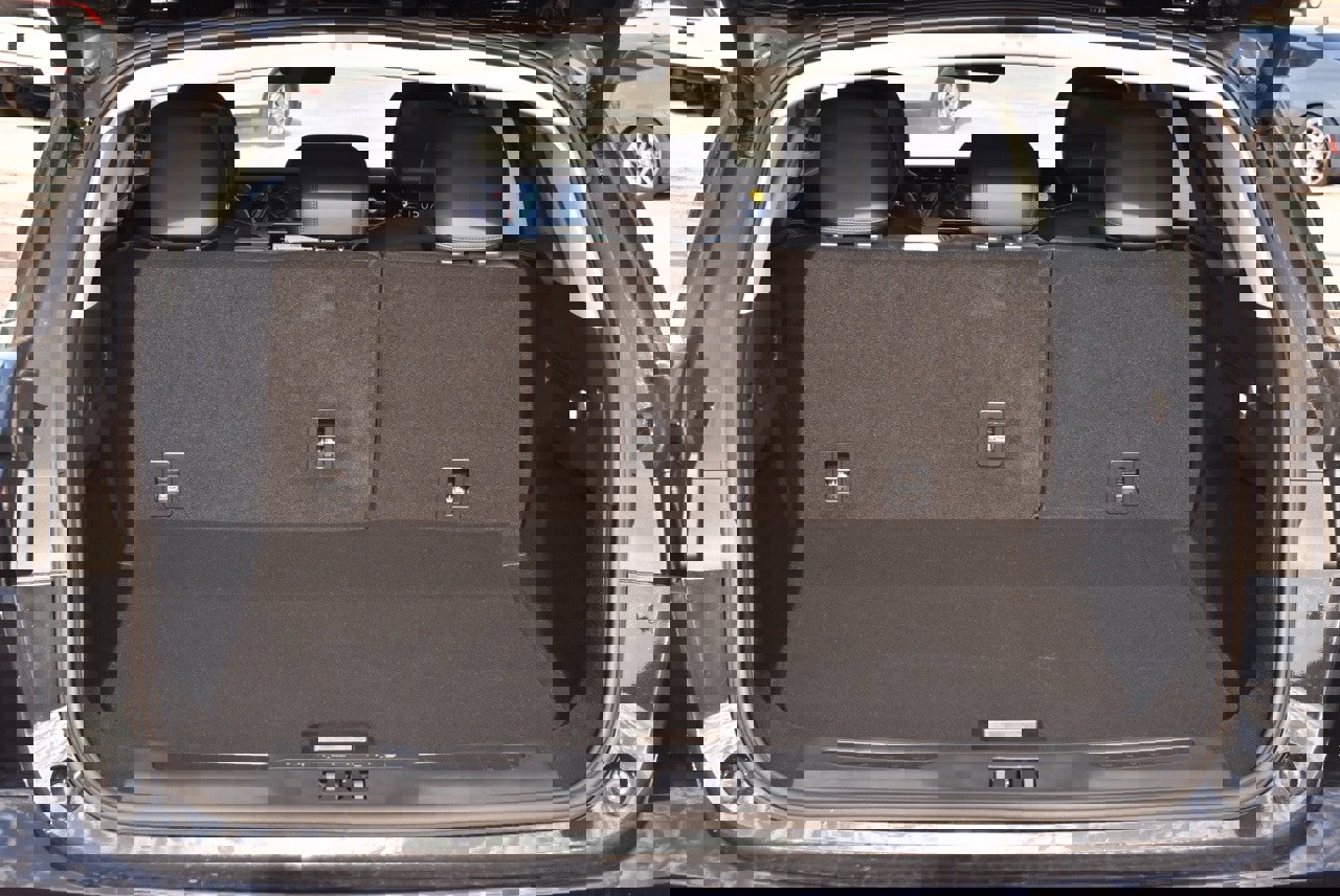 New 2026 Lincoln Nautilus Premier w/ Equipment Group 102A image 38