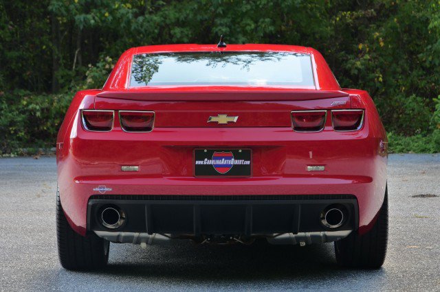 Used 2010 Chevrolet Camaro SS w/ RS Package RWD image 7
