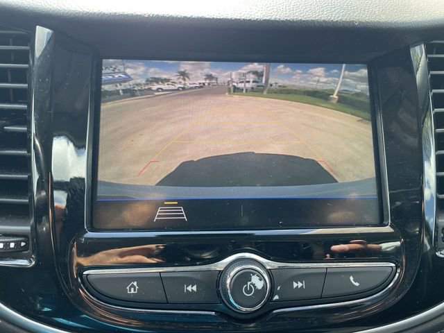 Used 2020 Chevrolet Trax LT w/ LT Convenience Package FWD image 14