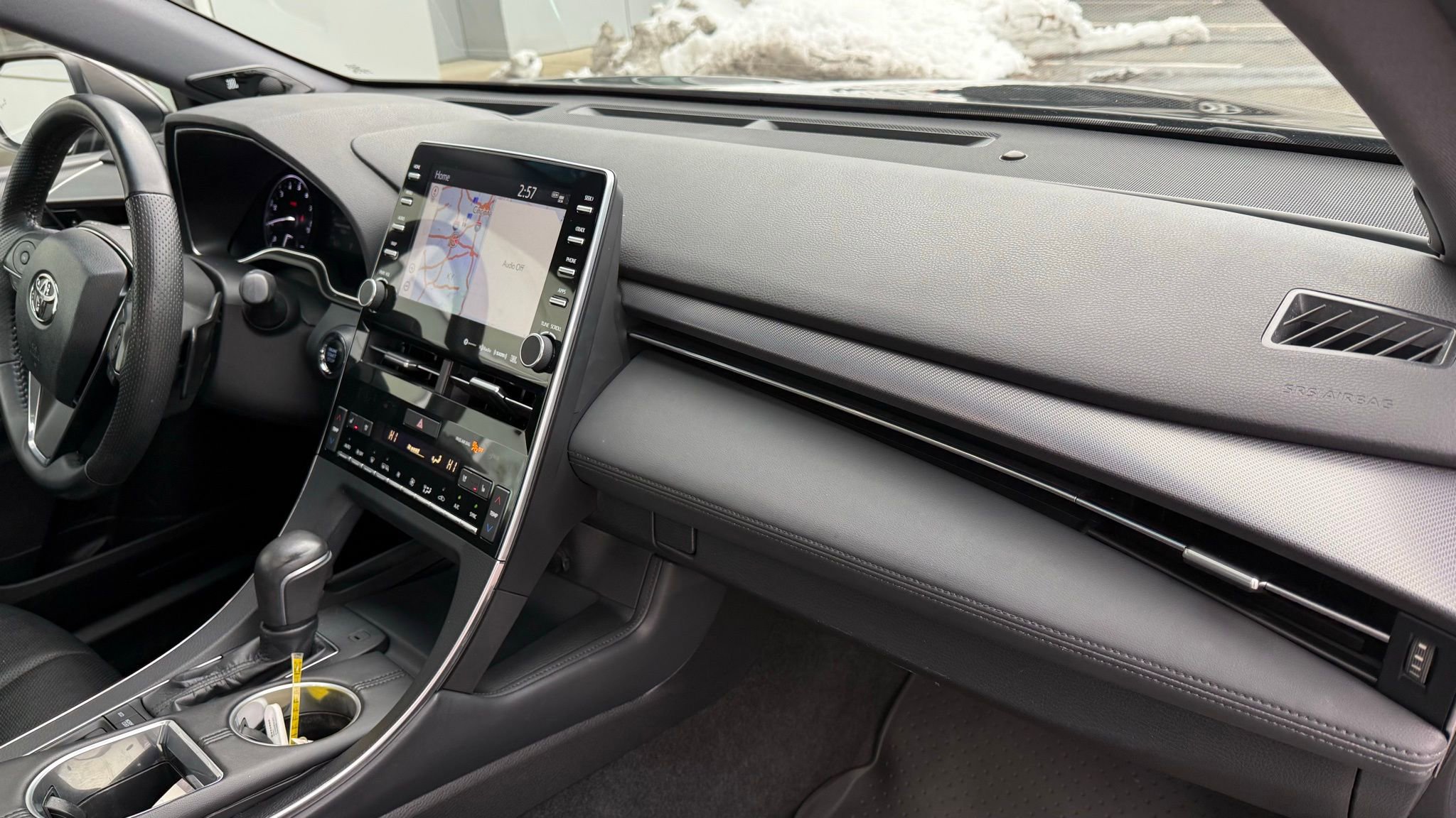 Used 2019 Toyota Avalon Touring image 12