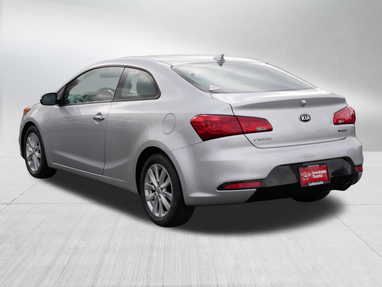 Used 2015 Kia Forte Koup EX w/ EX Premium Package FWD image 5