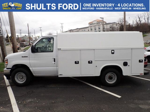 New 2026 Ford E-350 and Econoline 350 Super Duty w/ Power Equipment Group RWD image 2