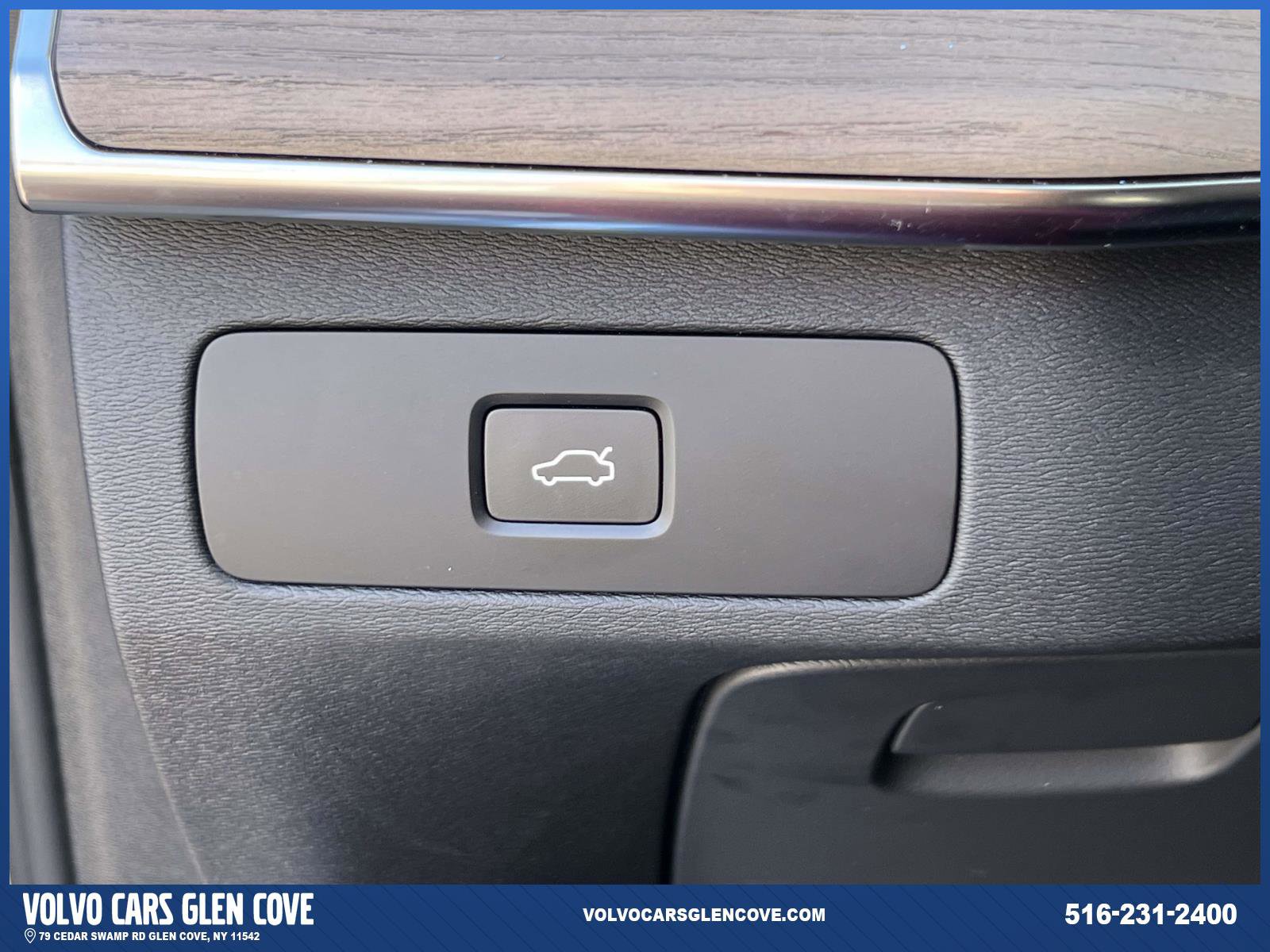 Used 2026 Volvo XC90 B5 Core w/ Protection Package image 20