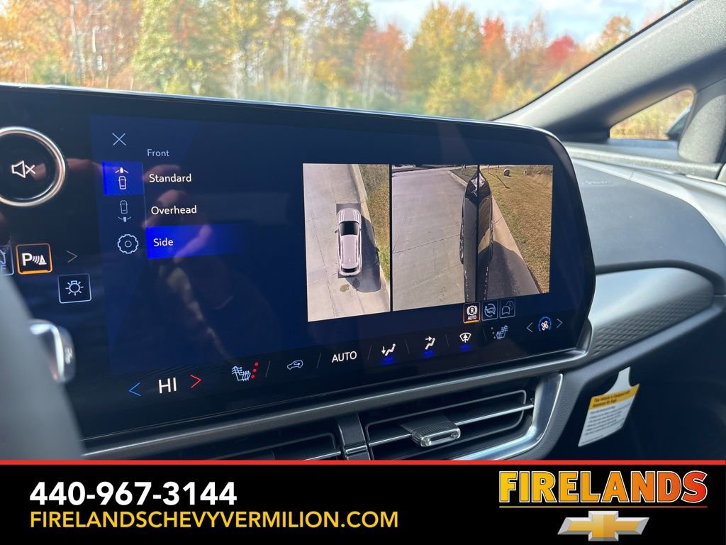 New 2026 Chevrolet Equinox EV LT image 24