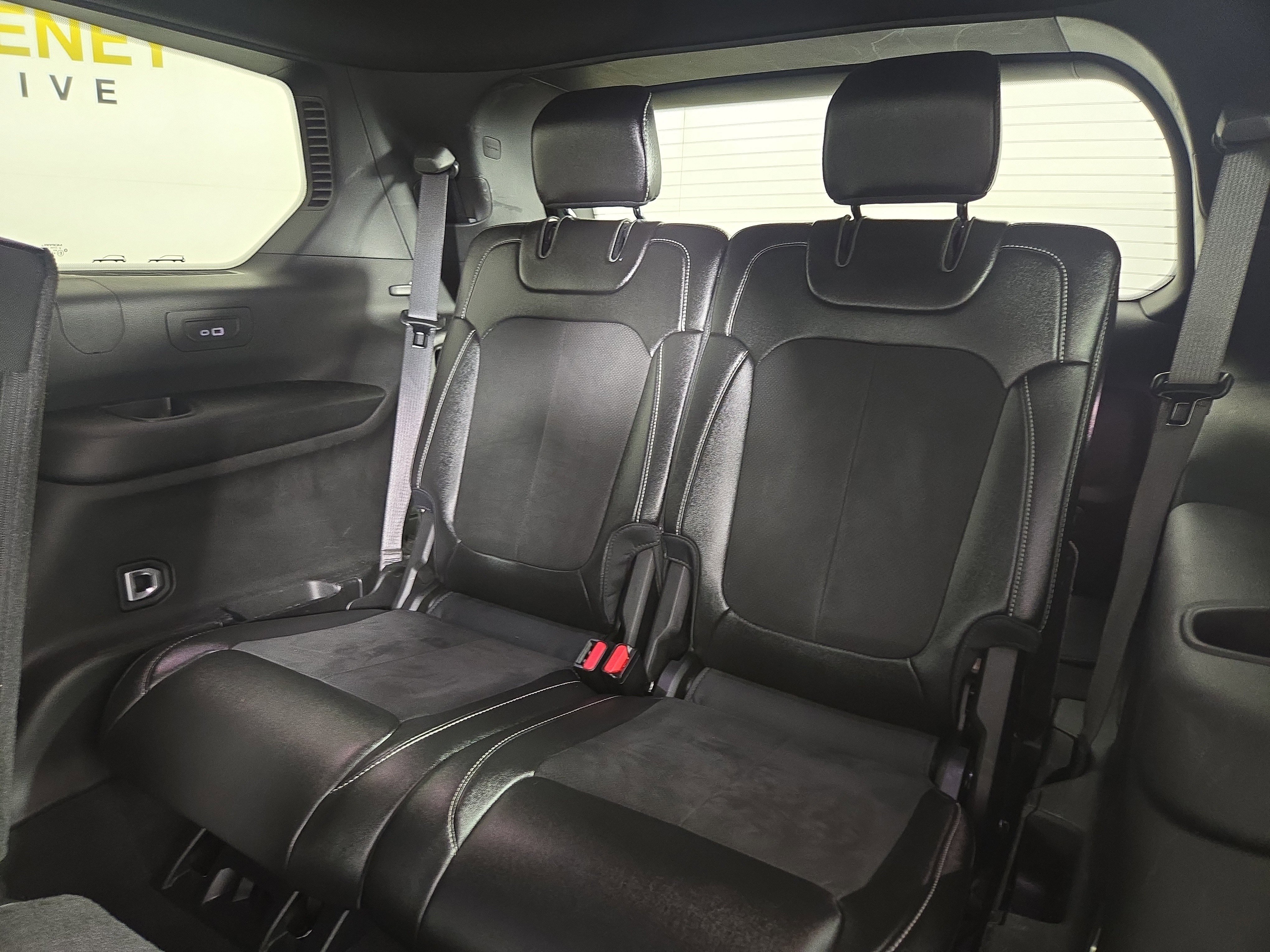 Used 2024 Jeep Grand Cherokee L Laredo image 13