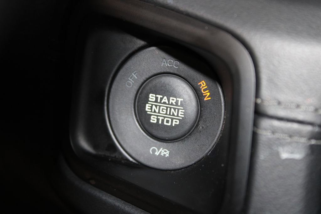 Used 2024 Jeep Wrangler Unlimited Rubicon 4xe AWD/4WD image 44