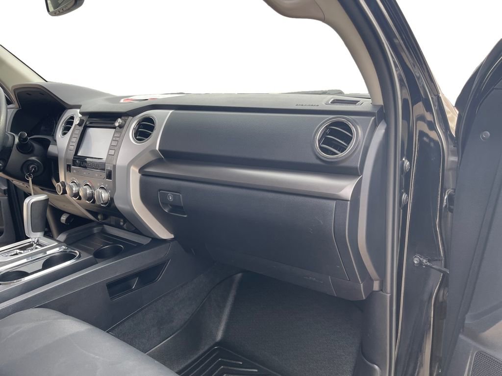 Used 2018 Toyota Tundra SR5 w/ SR5 Upgrade Package image 16