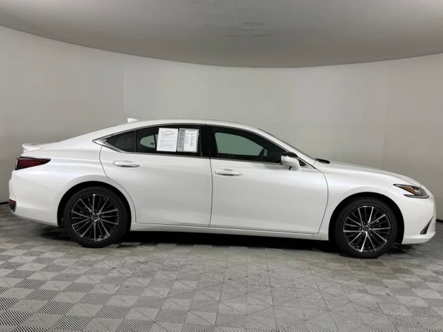 Certified 2025 Lexus ES 300h w/ Premium Package FWD image 10