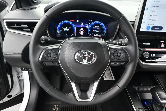 Used 2026 Toyota Corolla Cross XLE w/ Convenience Package FWD image 5