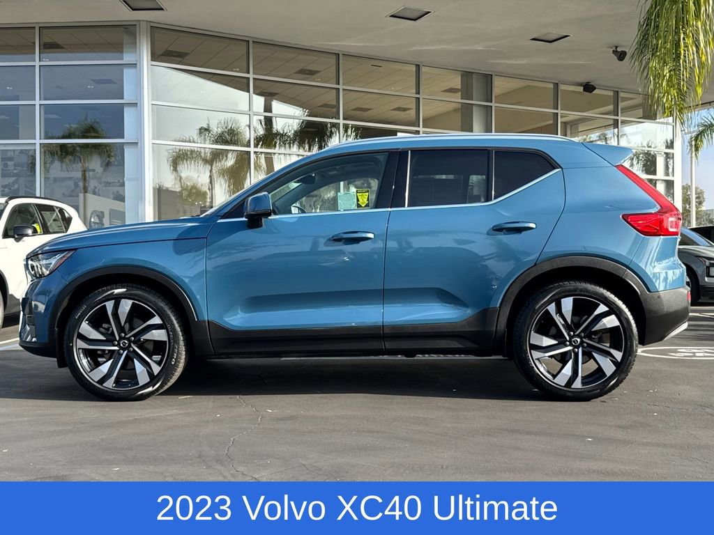 Certified 2023 Volvo XC40 B5 Ultimate image 2