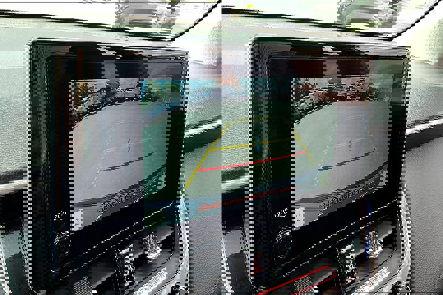 Used 2024 Toyota Corolla Cross XLE w/ Convenience Package image 27