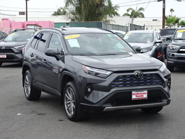 Used 2023 Toyota RAV4 Limited w/ Limited Grade Weather Package AWD/4WD image 2