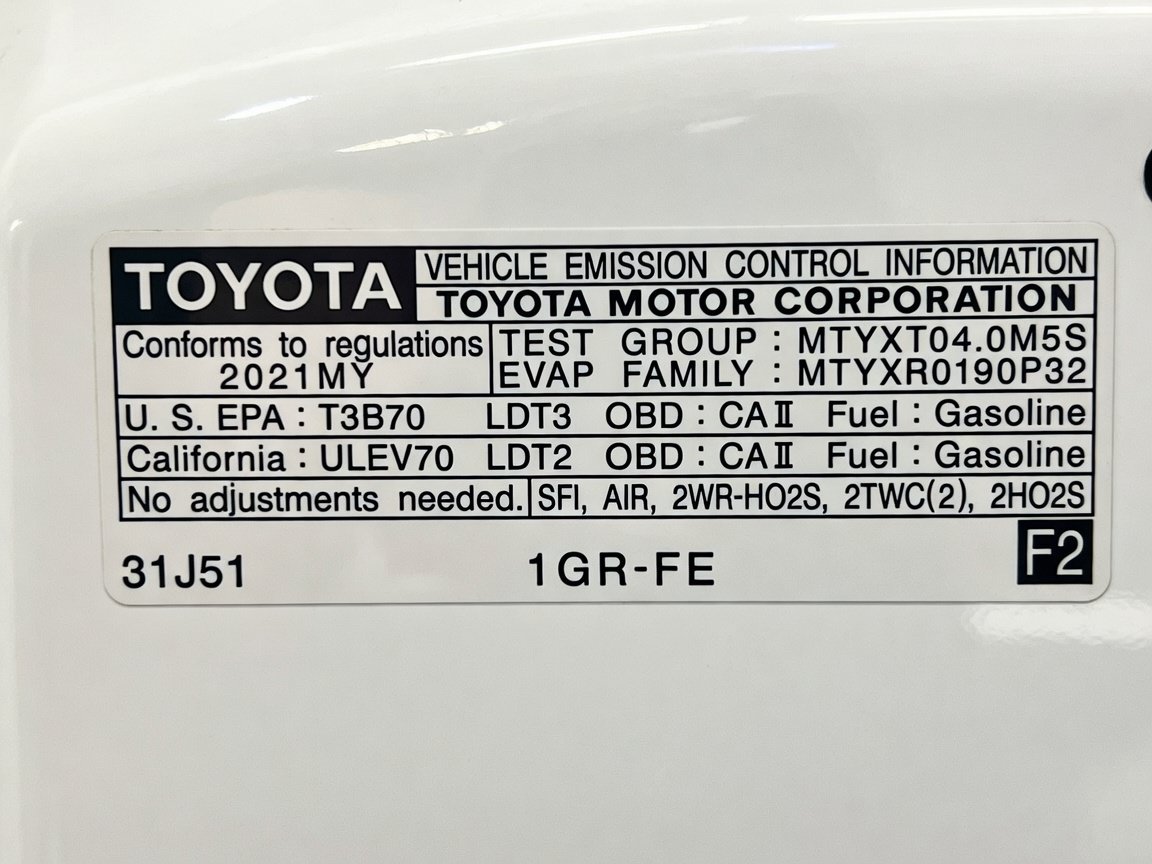Used 2021 Toyota 4Runner TRD Off-Road Premium w/ Moonroof Package AWD/4WD image 23