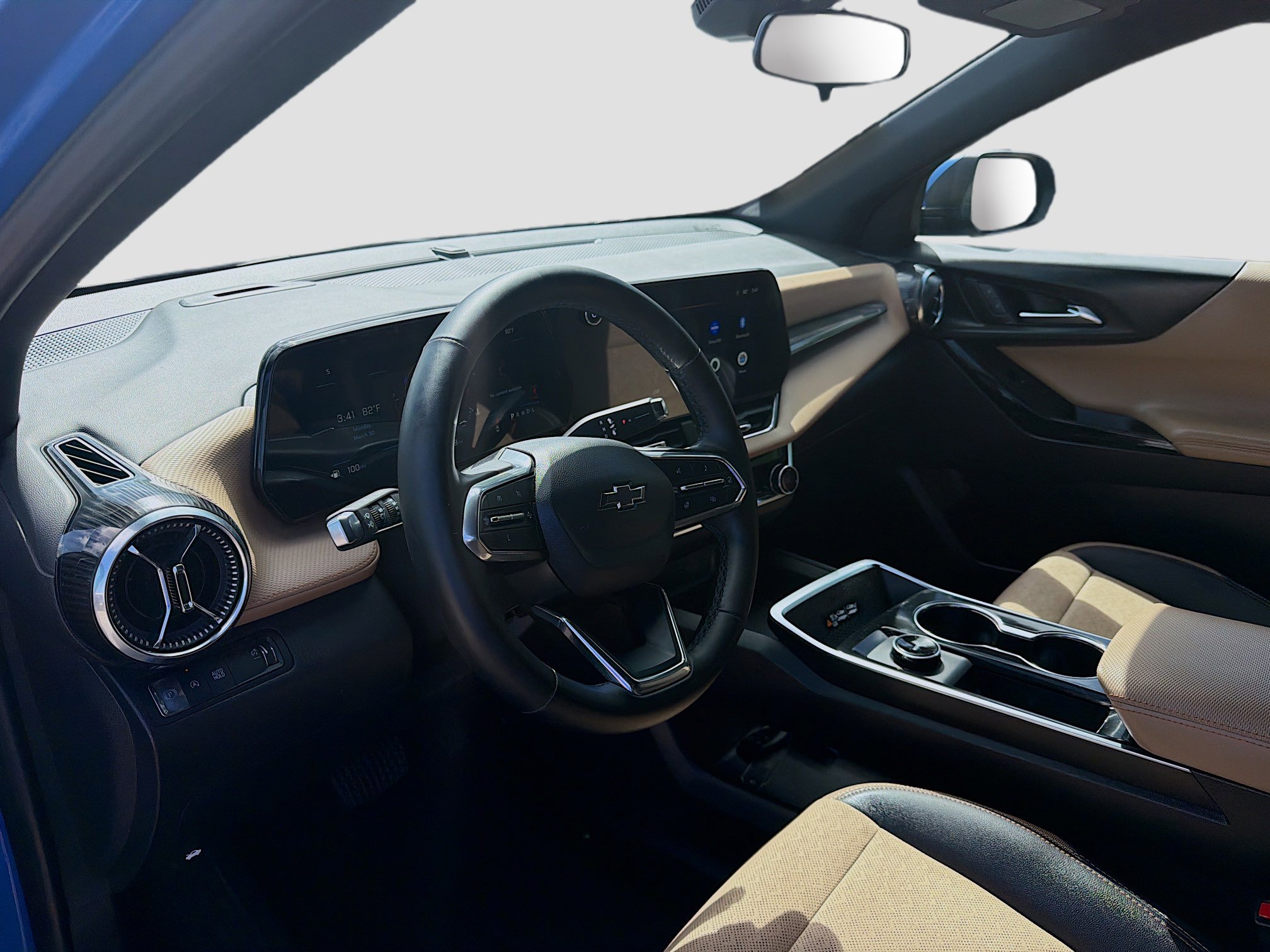 Used 2025 Chevrolet Equinox ACTIV image 9