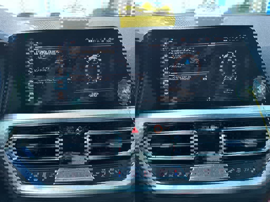 Used 2021 BMW 330e xDrive w/ Premium Package image 33