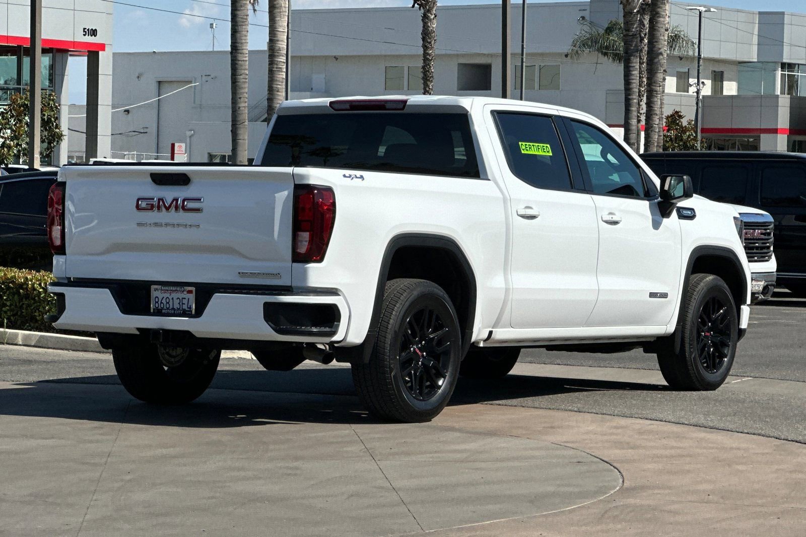 Certified 2025 GMC Sierra 1500 Elevation AWD/4WD image 4