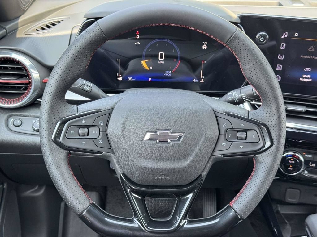 New 2026 Chevrolet Trax RS w/ Sunroof Package FWD image 10