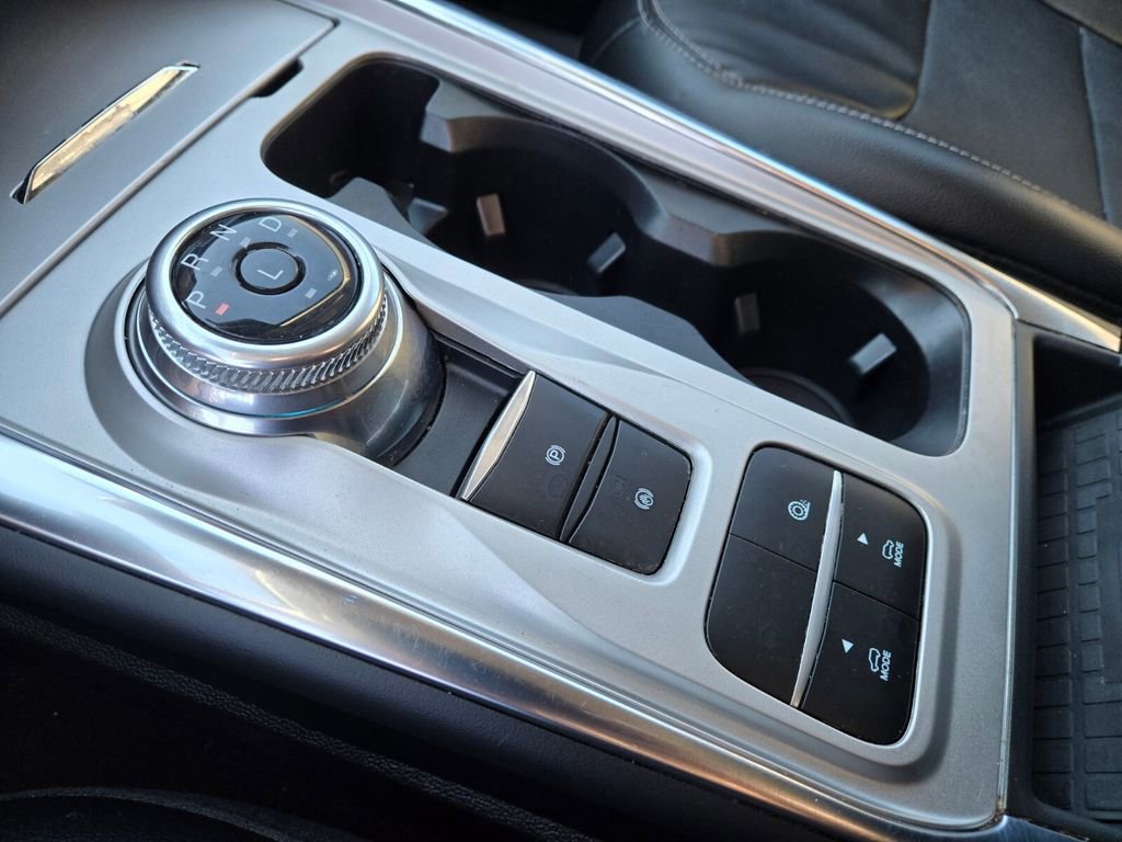 Used 2023 Ford Explorer Limited image 27