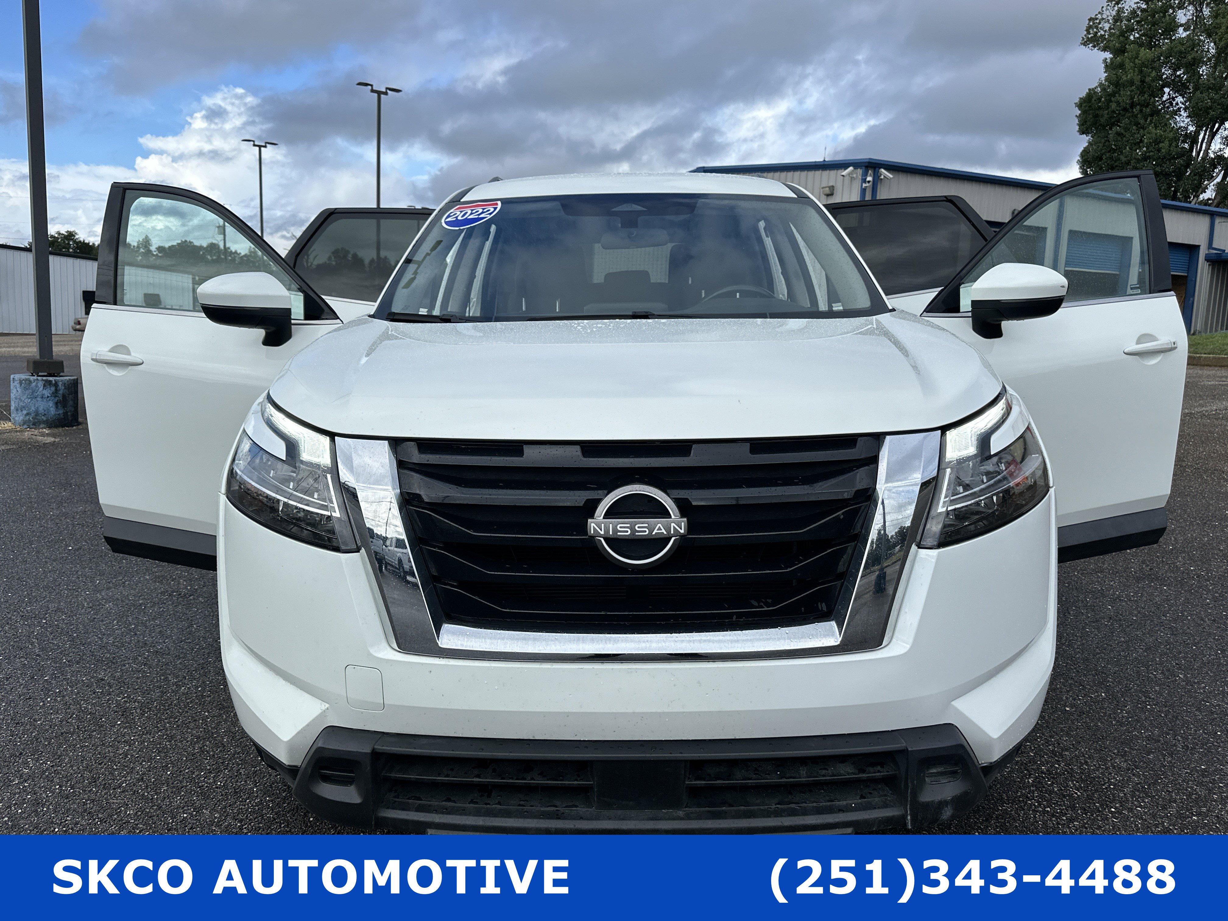 Used 2022 Nissan Pathfinder SV image 33