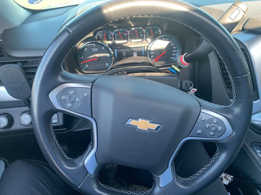 Used 2019 Chevrolet Suburban LT AWD/4WD image 12