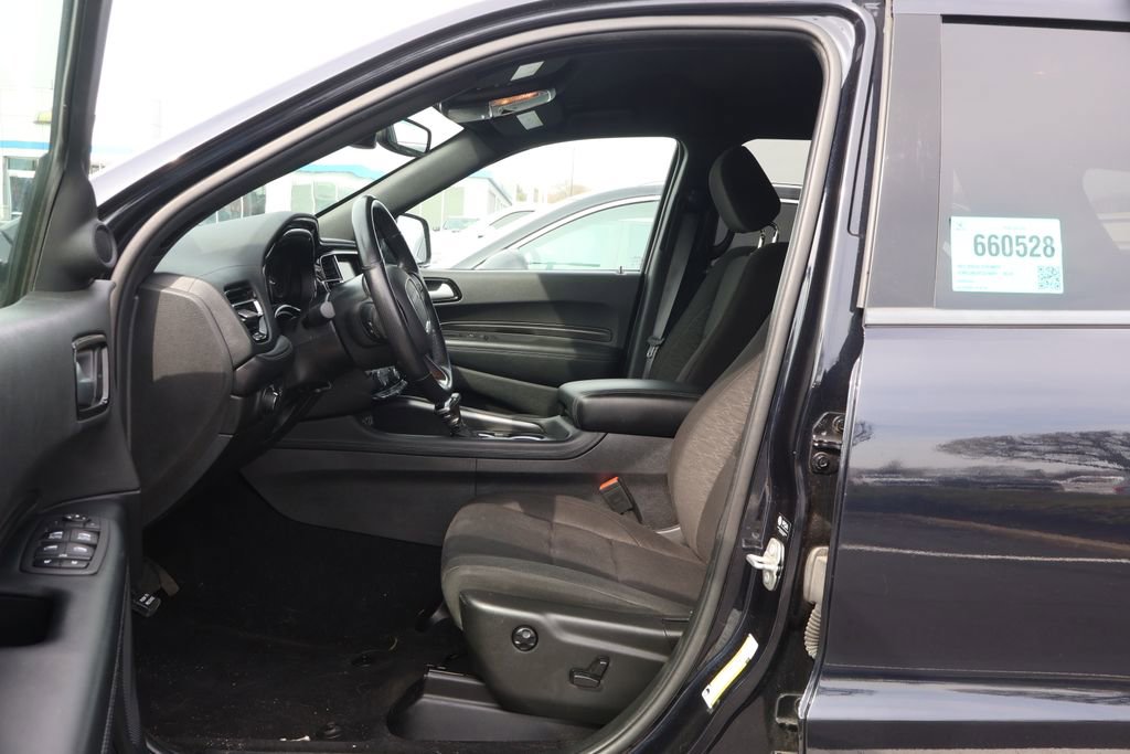 Used 2023 Dodge Durango SXT image 9