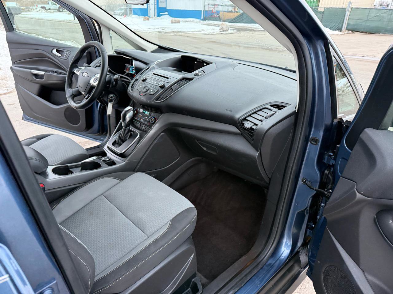 Used 2018 Ford C-MAX SE w/ Cold Weather Package image 23