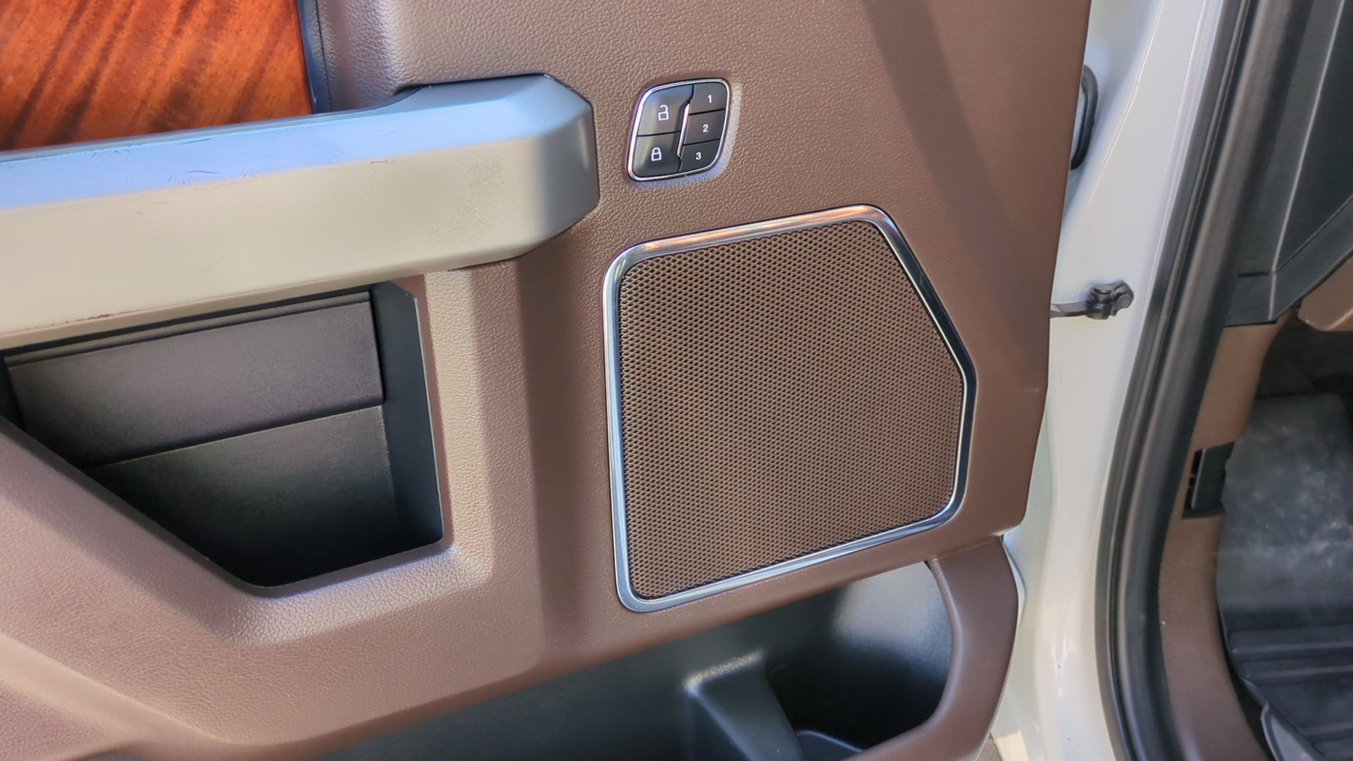 Used 2019 Ford F150 King Ranch w/ Equipment Group 601A Luxury image 13