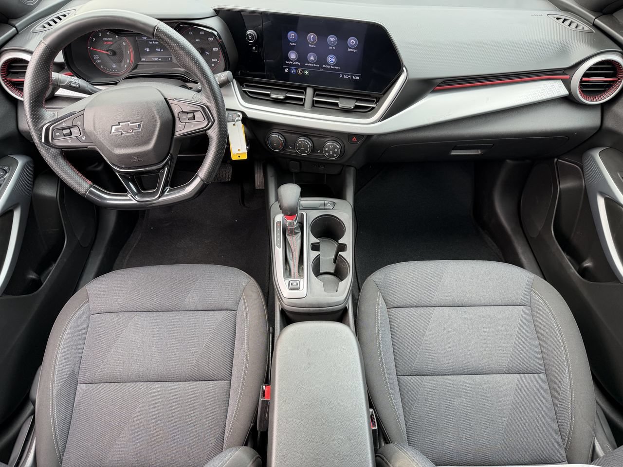 Used 2024 Chevrolet Trax RS w/ Driver Confidence Package FWD image 29