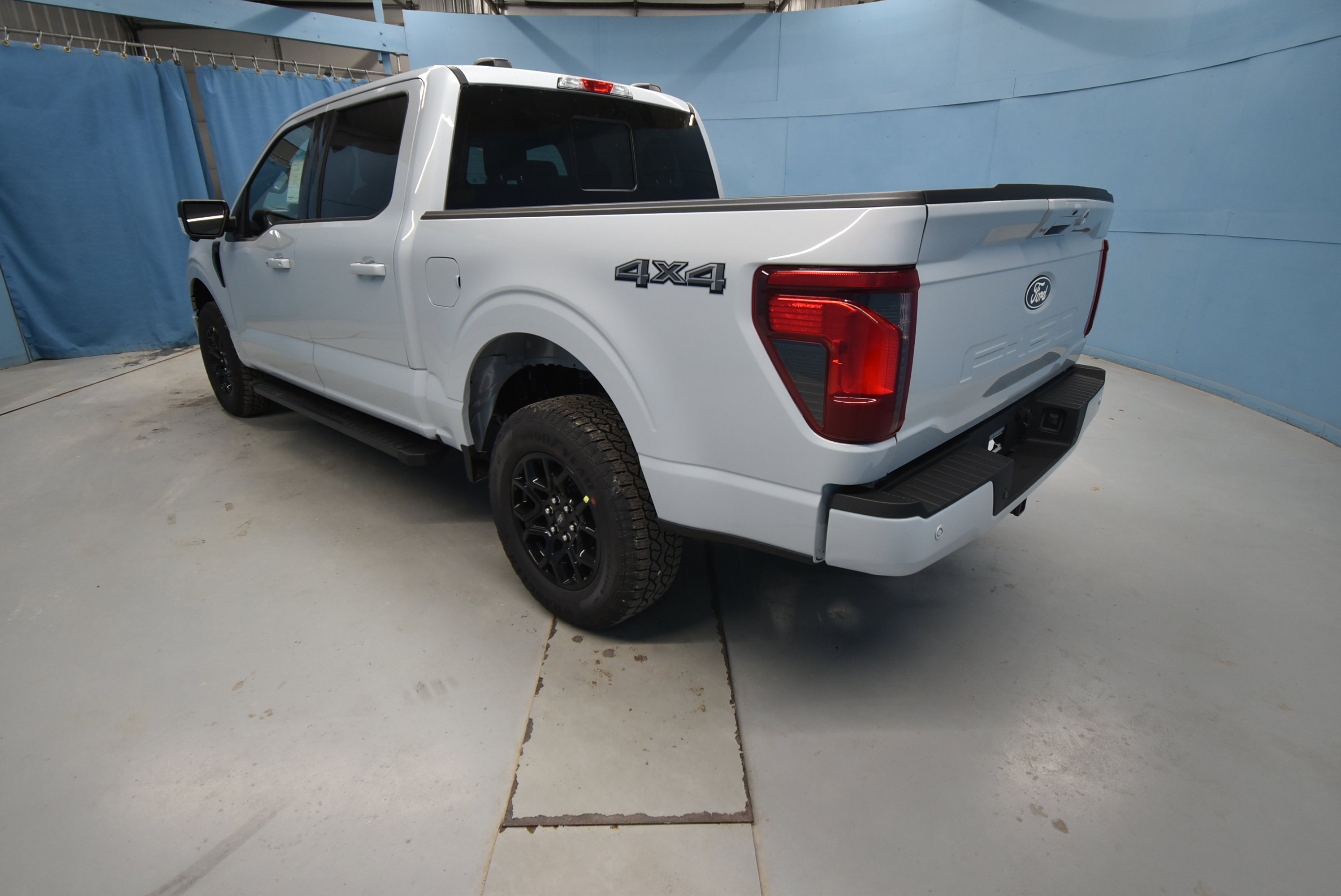 New 2025 Ford F150 XLT w/ Equipment Group 302A MID image 24