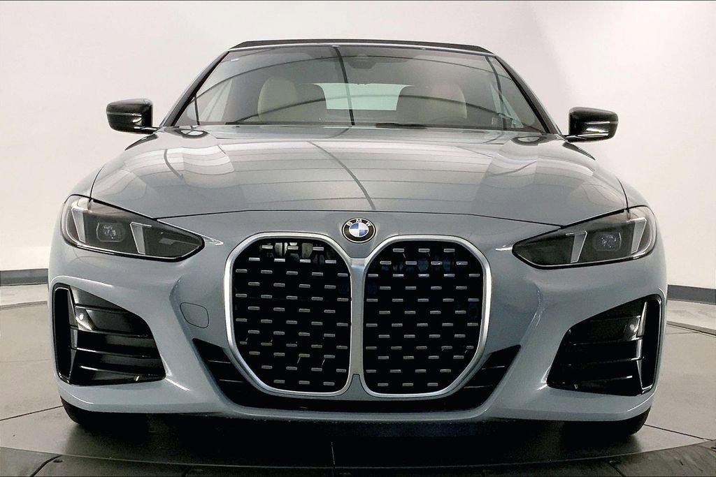 Certified 2025 BMW 430i Convertible w/ M Sport Package RWD image 2