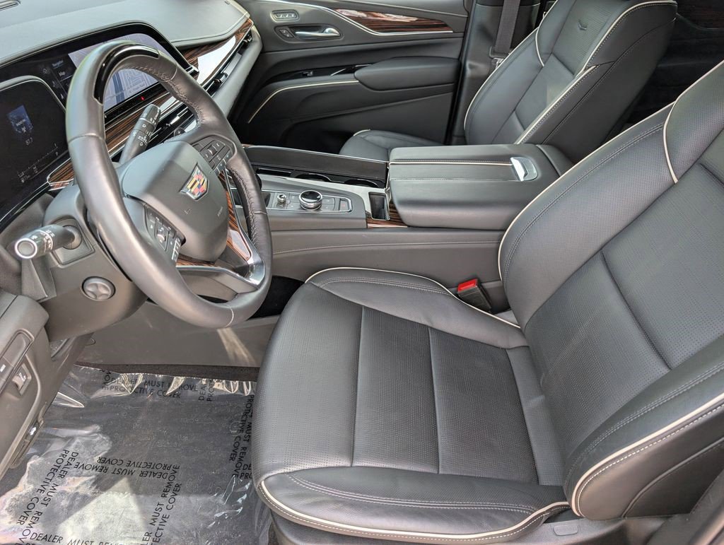 Used 2023 Cadillac Escalade ESV Premium Luxury AWD/4WD image 9