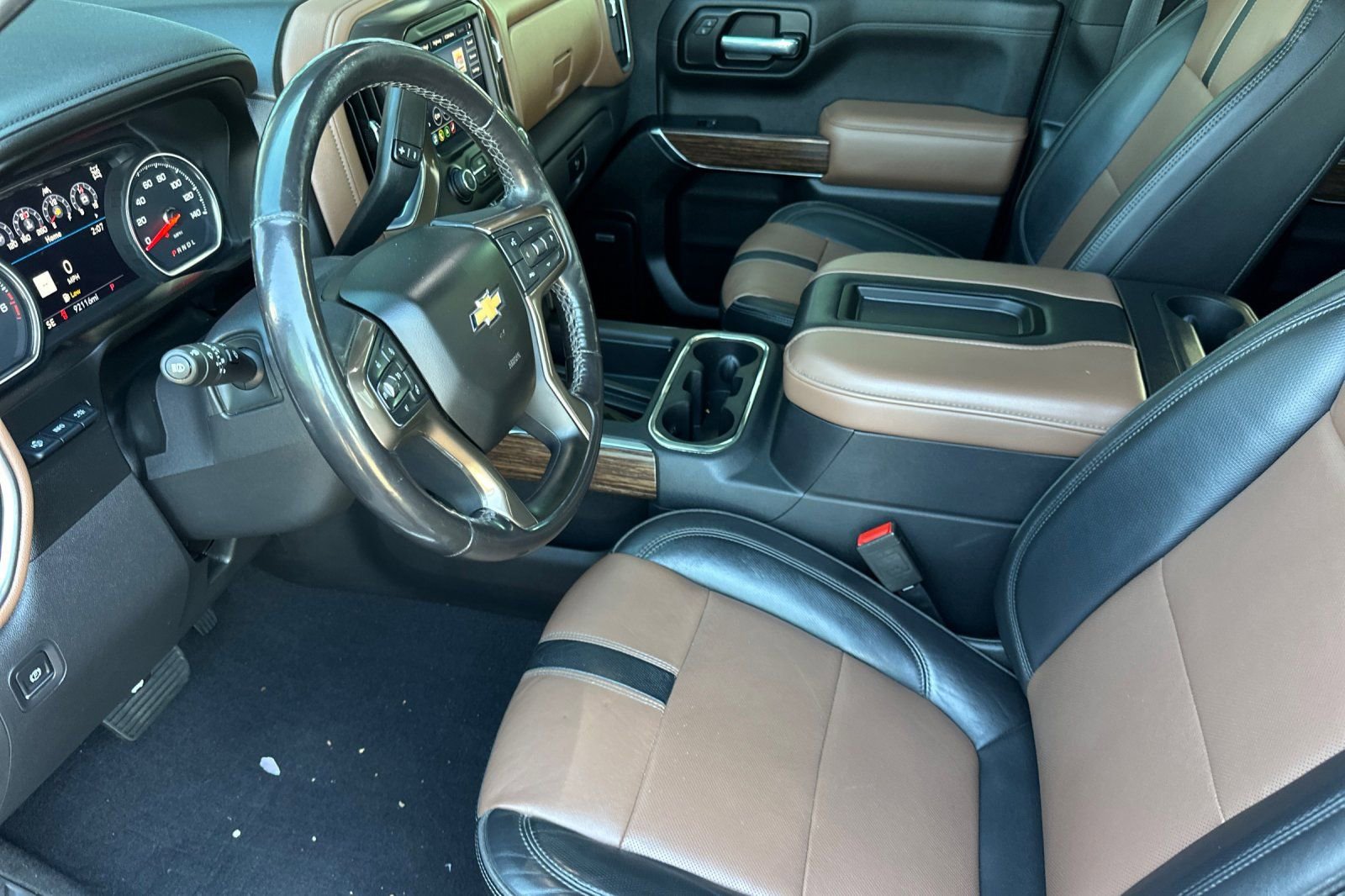 Used 2021 Chevrolet Silverado 1500 High Country w/ Technology Package image 9