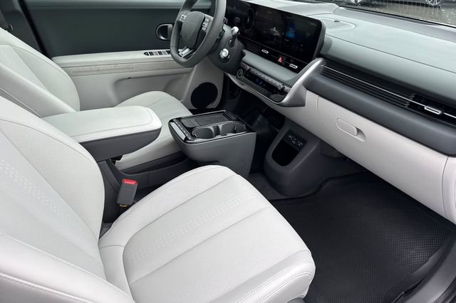 New 2026 Hyundai Ioniq 5 Limited image 16