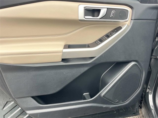 Certified 2023 Ford Explorer XLT image 27
