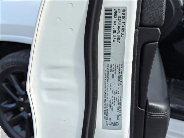 Used 2022 Jeep Grand Cherokee Laredo X image 25