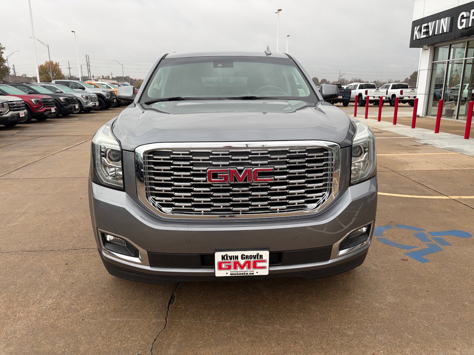 Used 2019 GMC Yukon XL Denali w/ Open Road Package image 2