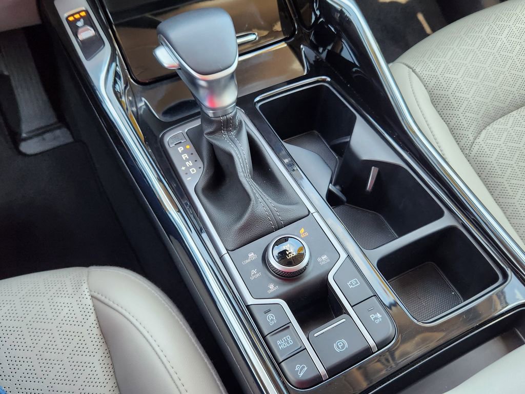 Certified 2023 Kia Sorento SX image 23