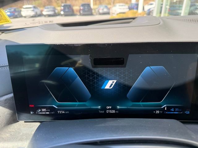 Used 2026 BMW X5 xDrive50e image 11