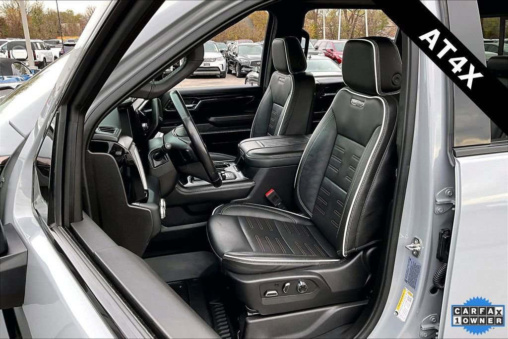 Used 2024 GMC Sierra 2500 AT4X image 21