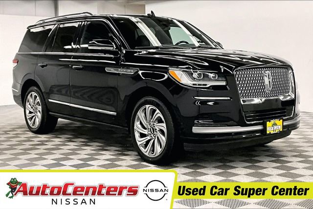 Used 2024 Lincoln Navigator Reserve image 1