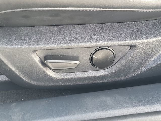 Used 2024 Ford Mustang Premium image 17