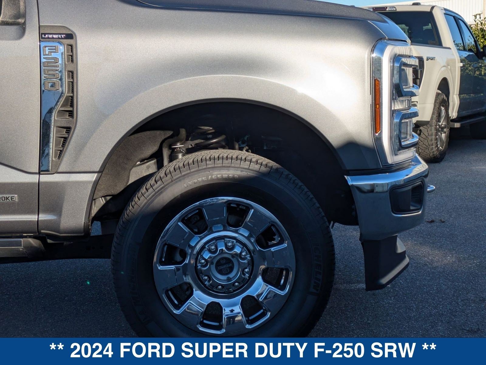 Used 2024 Ford F250 Lariat w/ Chrome Package image 11