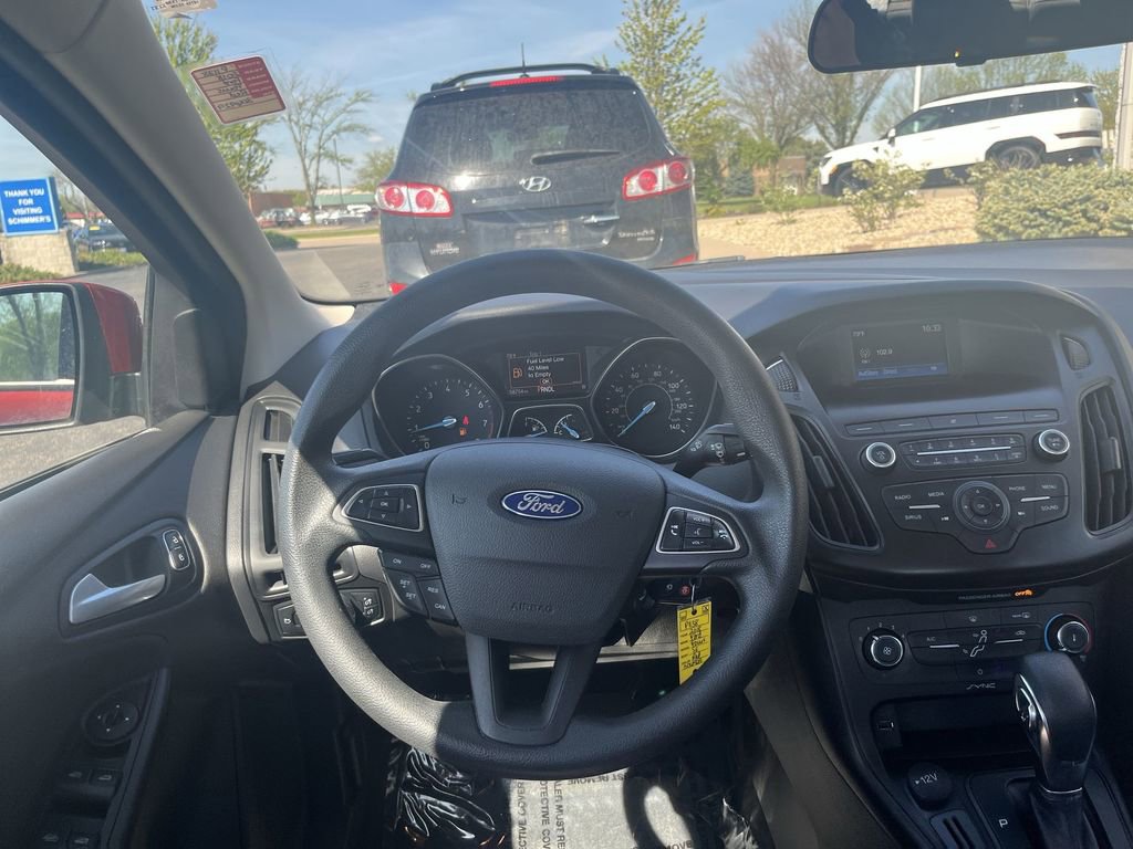 Used 2018 Ford Focus SE FWD image 11