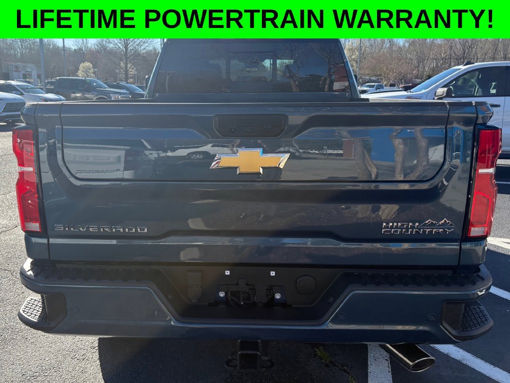 Used 2025 Chevrolet Silverado 2500 High Country w/ Technology Package AWD/4WD image 14