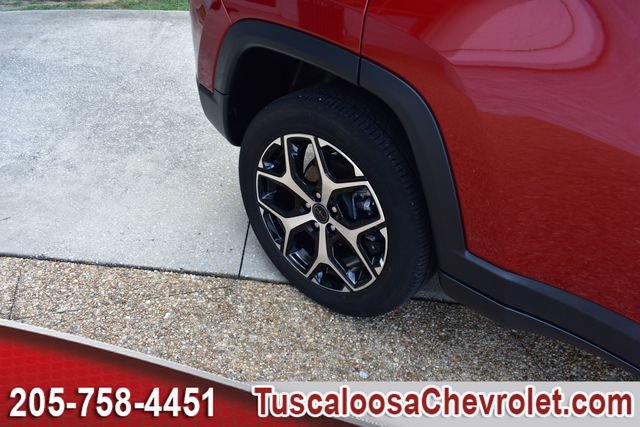 Used 2025 Jeep Compass Limited AWD/4WD image 15