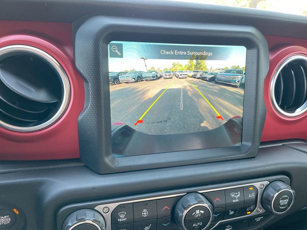 Used 2022 Jeep Gladiator Rubicon w/ LED Lighting Group image 28