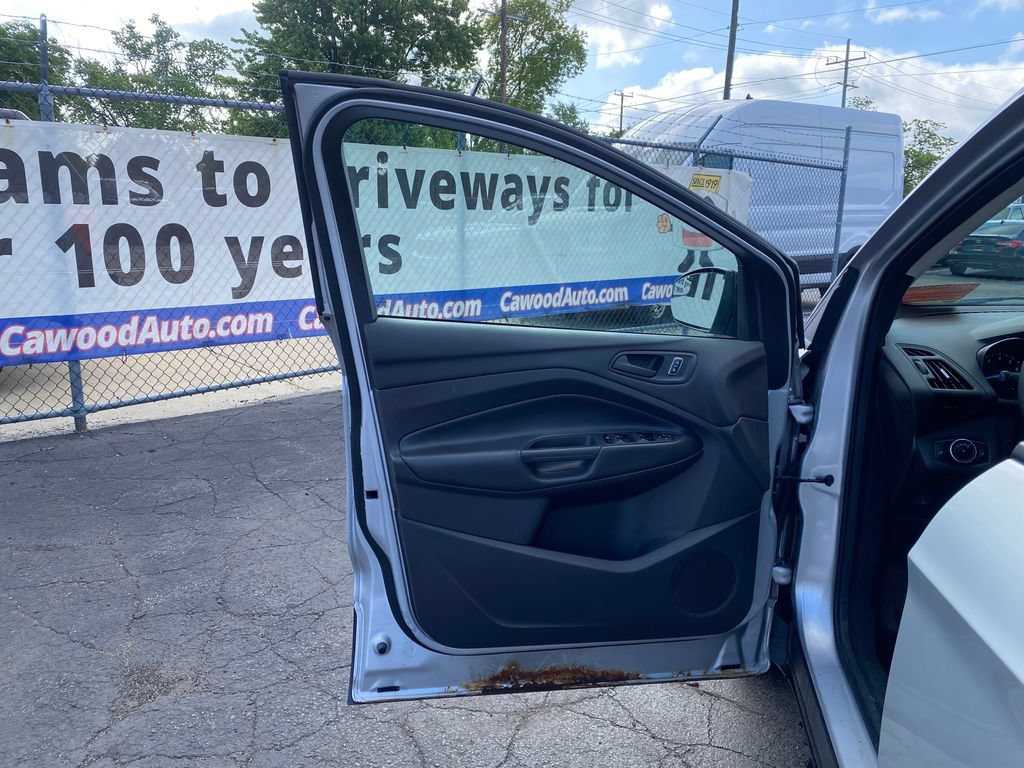 Used 2015 Ford Escape S FWD image 12