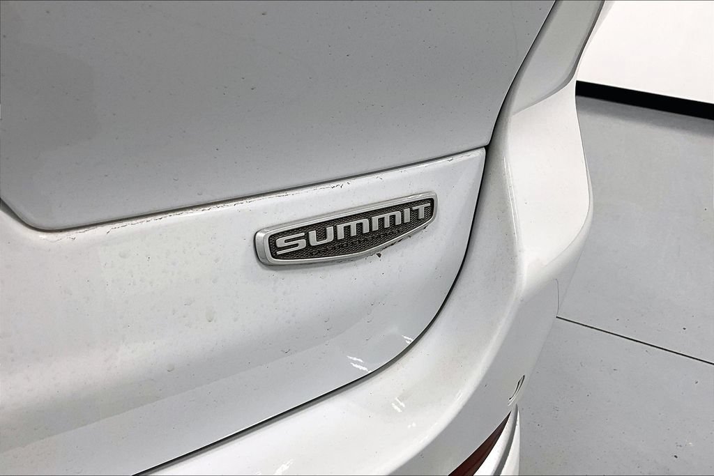 Used 2024 Jeep Grand Cherokee L Summit AWD/4WD image 32