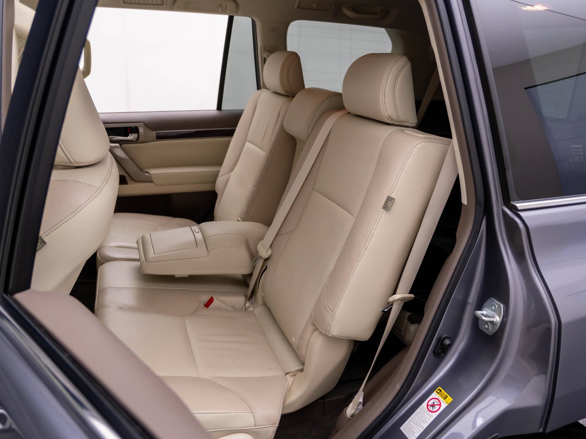 Used 2019 Lexus GX 460 Premium w/ Premium Package AWD/4WD image 17